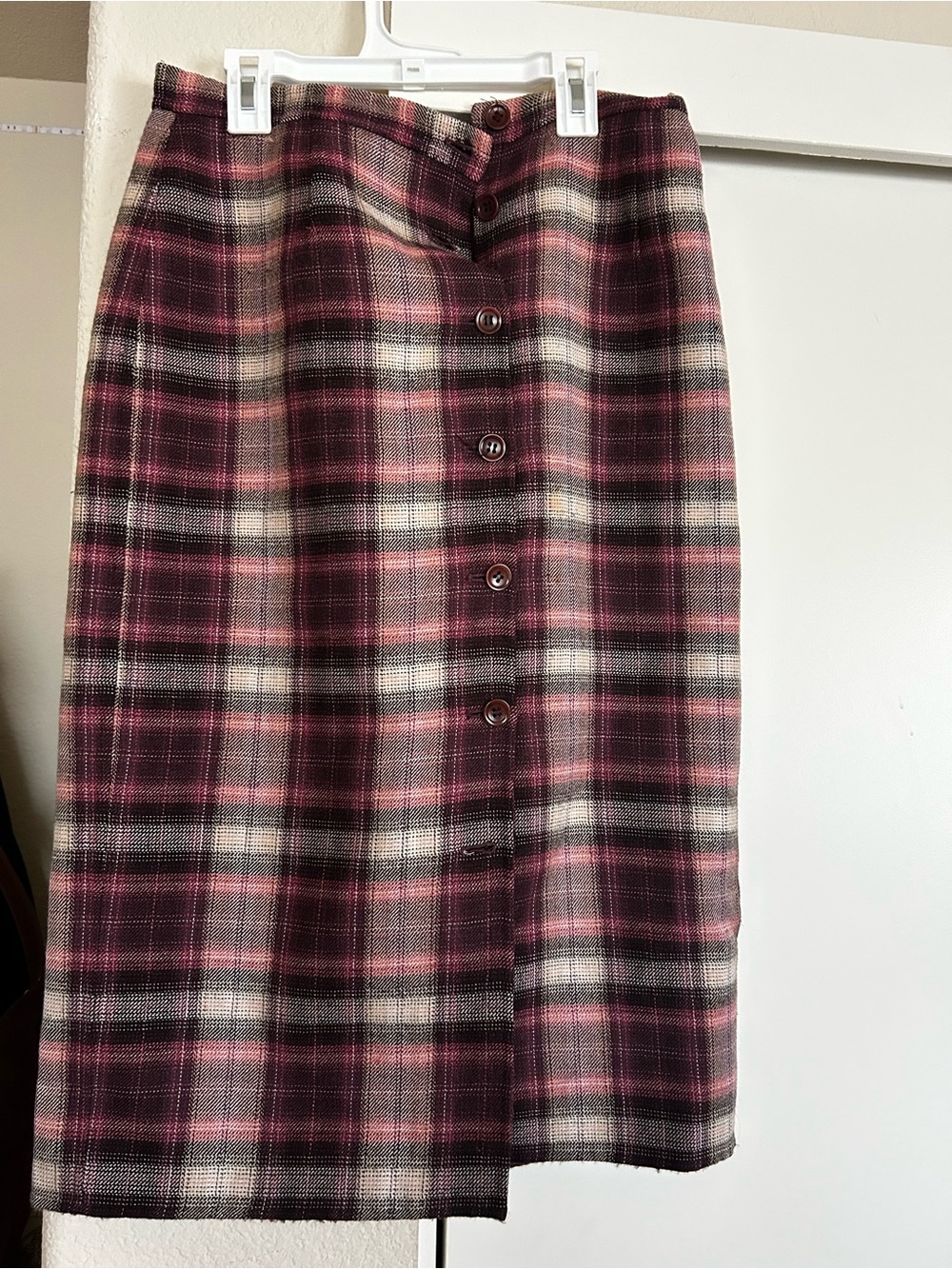 Reversible Plaid Button-Front Midi Skirt in Pink, Purple and Black